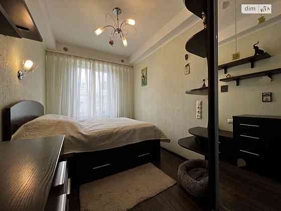 Оренда Квартира 2-кімнатна, 5/5 поверх на бул. Марії Примаченко, 8 Київ