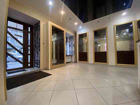 Продаж приміщення вільного призначення на вул. Франка Івана приміщень - 2, поверх - 1/4 Львов