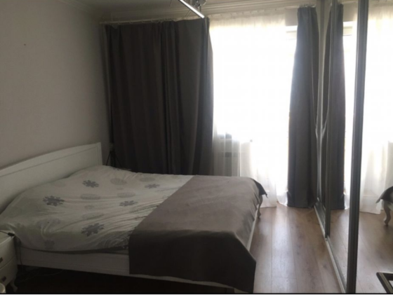 Оренда Квартира 3-кімнатна, 5/9 поверх на Вишняковская, 8а Kiev