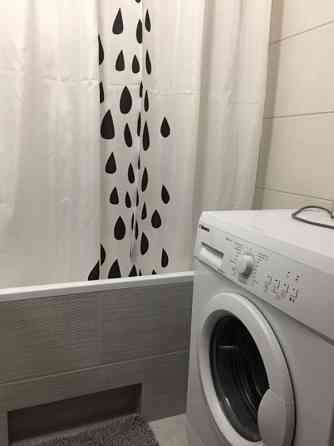 Оренда Квартира 1-кімнатна, 2/10 поверх на ул. Ларисы Руденко, 12 Київ