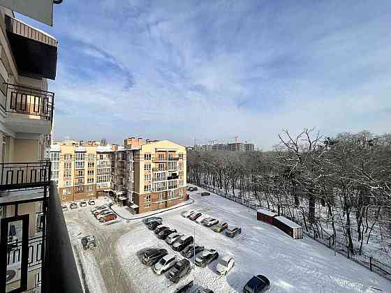 Продаж Квартира 2-кімнатна, 6/8 поверх на Метрологічна вул., д. 21-Б Киев