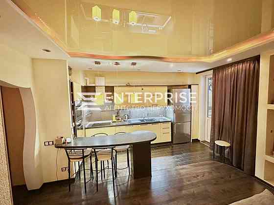 Продаж 2к Квартира 64.9 кв.м Кольцова вул. Київ