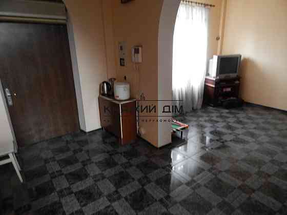 Аренда 3-х этажного дома на Русановских садах, на м.Левобережная. Код.137924 Київ