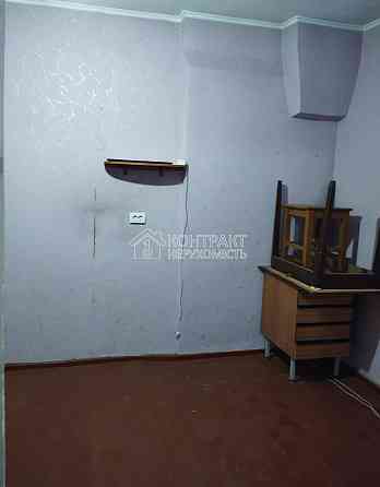 Продаж Будинок 6-кімнатний на вул. Польовий в'їзд Харків