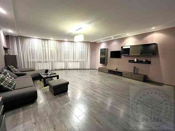 3- кімнатна, Юрія Іллєнка вул. 18б. Шевченківський. Kiev