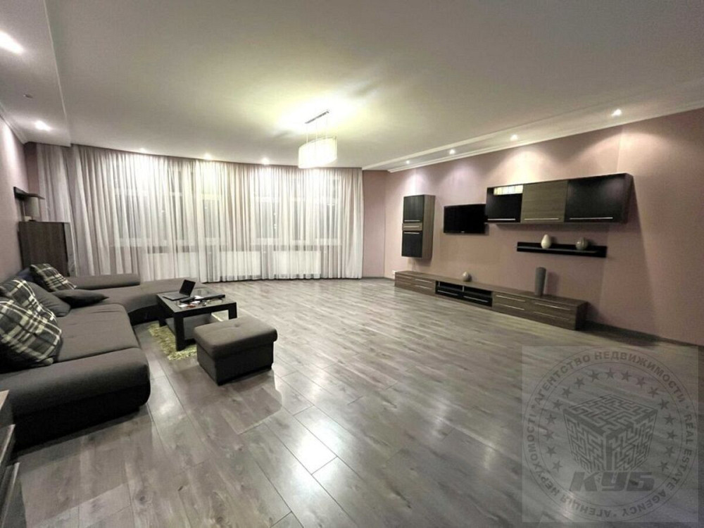 3- кімнатна, Юрія Іллєнка вул. 18б. Шевченківський. Kiev - photo 1