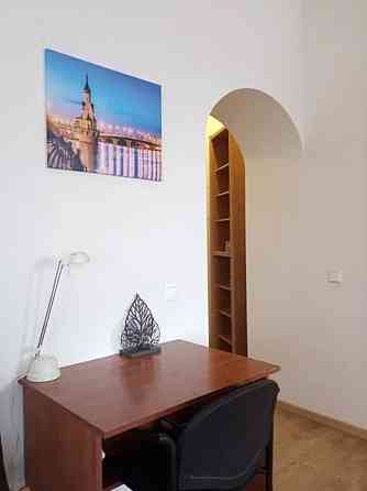 Оренда Квартира 1-кімнатна, 5/6 поверх на Дарвіна, 1 Київ