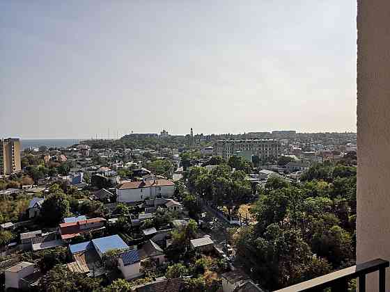 Просторная квартира с видом на море. Одеса