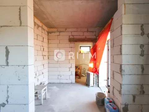 Продажа 3-этажный   90 кв.м 3 комн. на 9-го Травня вулиця  - изображение 2