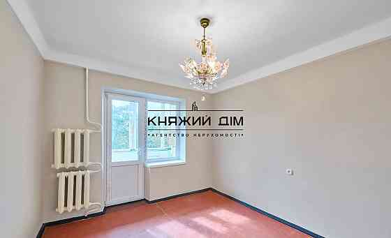 Продаж Квартира 2-кімнатна, 5/9 поверх на Чернобыльская ул. Kiev
