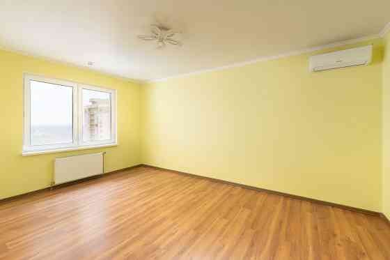 Продаж Квартира 2-кімнатна, 22/25 поверх на Моторний вул., д. 11 Kiev