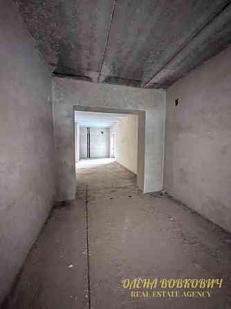Продаж приміщення вільного призначення на ул. Княгинин вул., д. 44 приміщень - 3, поверх - 1/10 Івано-Франківськ