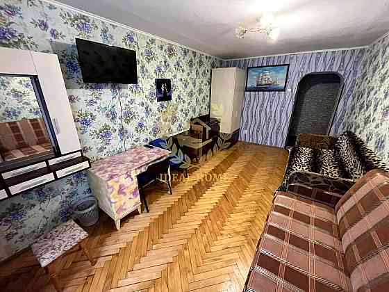 Продаж Квартира 1-кімнатна, 3/5 поверх на Боровиченко Марии ул., 5Г Киев