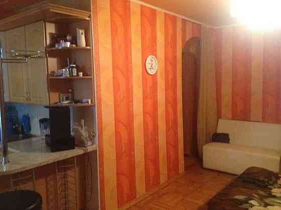 Оренда Квартира 1-кімнатна, 3/5 поверх на ул. Жилянская Киев