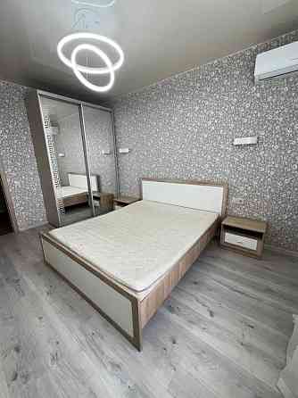 Продаж Квартира 3-кімнатна, 11/12 поверх на Владимирская ул., 1 Dnipro