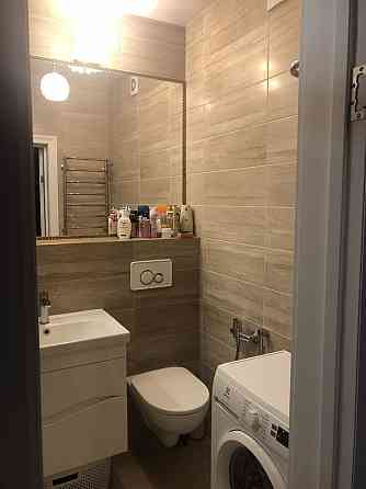 Продаж Квартира 1-кімнатна, 8/10 поверх на вул. Вітрука Житомир