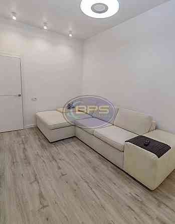 Продаж Квартира 1-кімнатна, 5/25 поверх на вул. Курортний Odessa