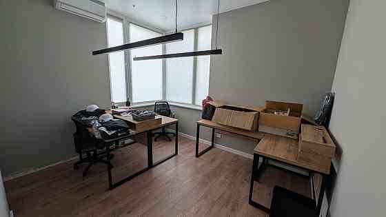 Оренда офісне приміщення на улица Днепровская Набережная, д.18 приміщень - 5, поверх - 25/26 Київ