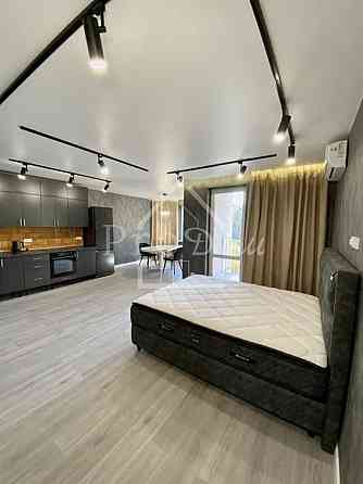 Оренда Квартира 1-кімнатна, 6/9 поверх на Кирилівська вул. (Фрунзе), 37а Киев