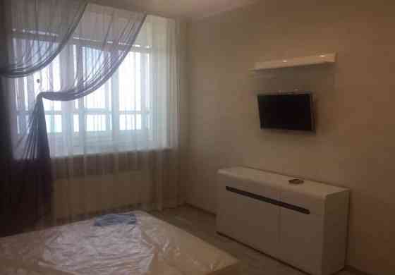 Оренда Квартира 1-кімнатна, 22/24 поверх на Французский б-р, 26/1 Одеса