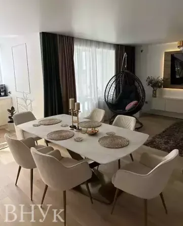 Продаж Квартира 3-кімнатна, 8/10 поверх на вул. Пирогова Тернопіль