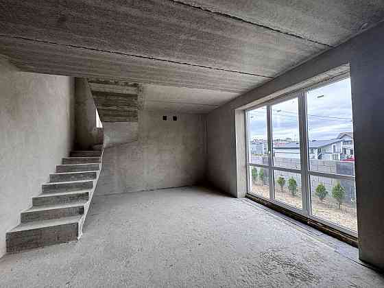 Продаж Будинок 3-кімнатний на вул. Весняна Рівне