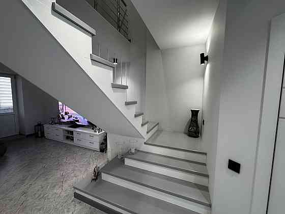 Продаж Квартира 3-кімнатна, 5/6 поверх Івано-Франківськ