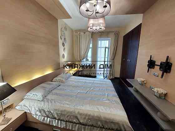 Оренда Квартира 3-кімнатна, 4/5 поверх на вул. Коминтерна ул./Сімона Петлюри Київ