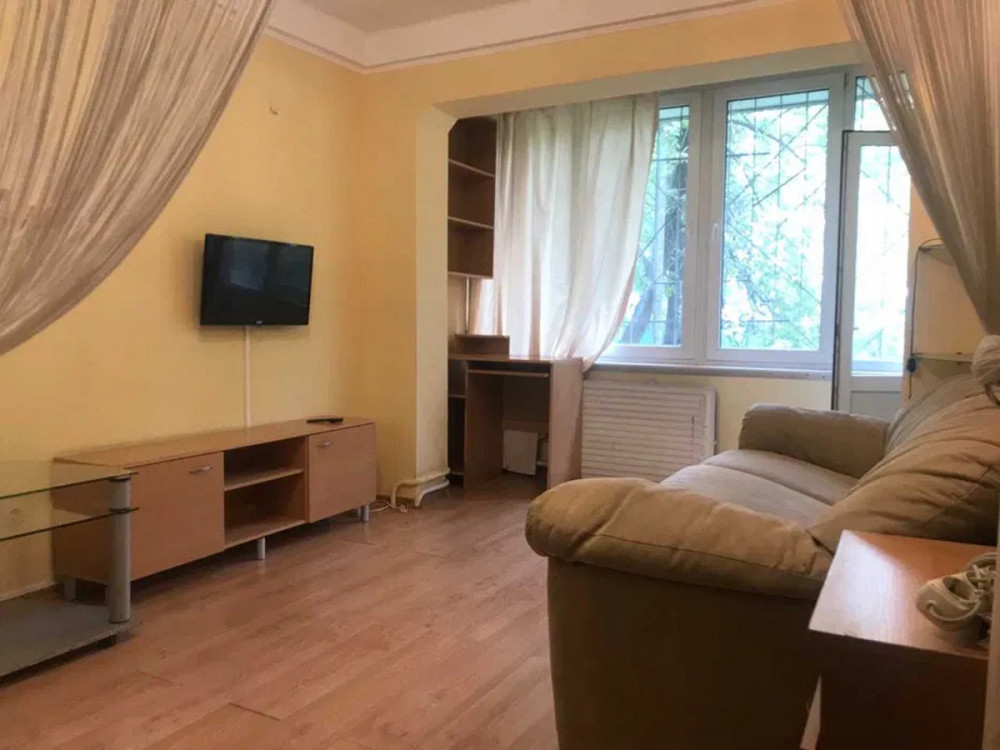 Оренда Квартира 1-кімнатна, 1/9 поверх на Микільсько Слобідська, 4-Б Kiev - photo 1