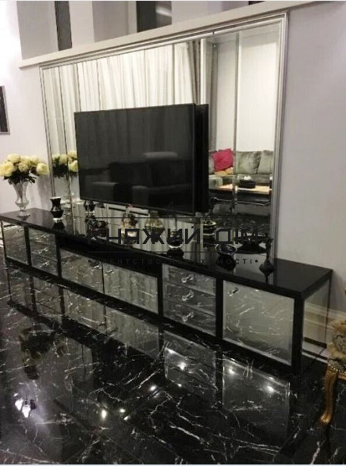 Без комиссии !!!Продажа шикарного дома в Новых Безрадичах. № 228914  - фото 8