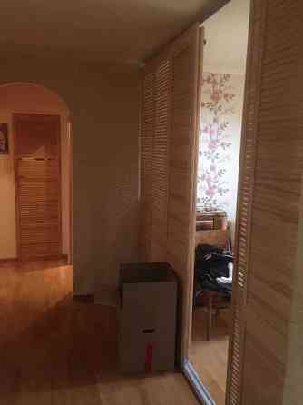 Оренда Квартира 3-кімнатна, 5/5 поверх на ул. Антона Цедика Київ