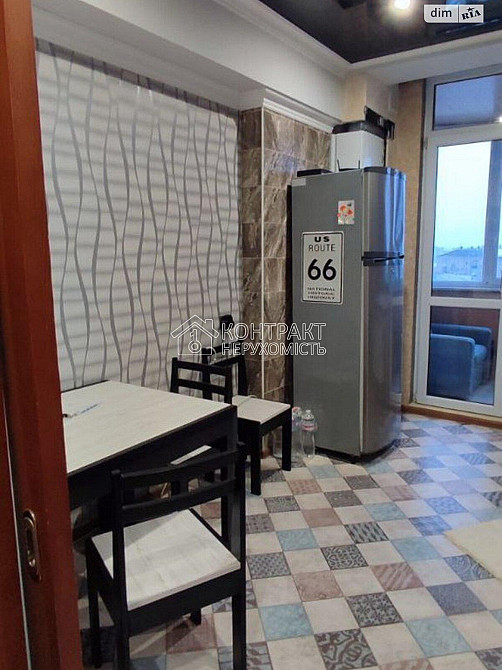 Продаж Квартира 1-кімнатна, 10/10 поверх на вул. майдан Героїв Небесної Сотні Харків - фото 3