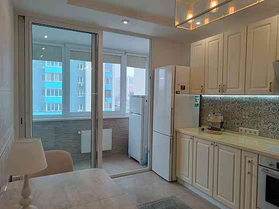 Оренда Квартира 1-кімнатна, 4/26 поверх на Оболонський просп., 1 Киев