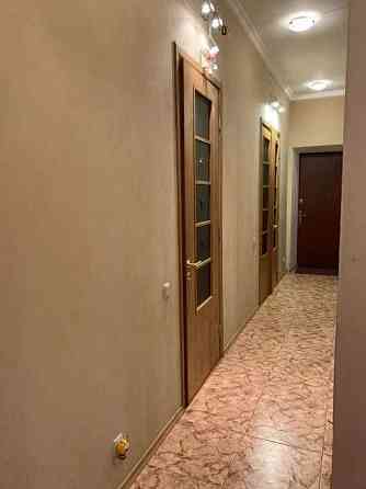 Оренда Квартира 3-кімнатна, 5/9 поверх на ул. Крещатик Київ