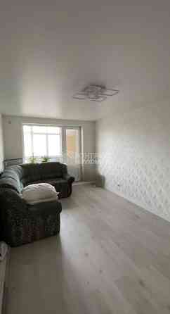 Продаж Квартира 3-кімнатна, 5/5 поверх на вул. Тракторобудівників Kharkiv