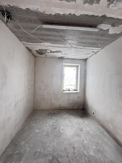 Продаж Квартира 1-кімнатна, 1/3 поверх на вул. Гармонія Ровно - изображение 3