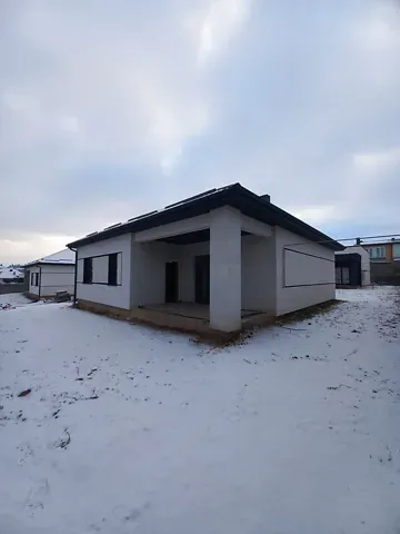 Продаж 1-поверховий   105 кв.м 3 кімн. на ЖК масив Ювілейний Рівне - фото 2