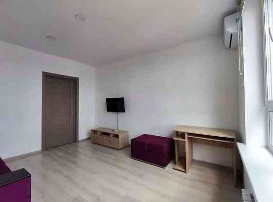 Оренда Квартира 1-кімнатна, 23/25 поверх на ул. Михаила Драгоманова, 10 Київ