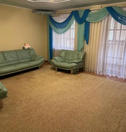 For sale 3-room Apartment 77 sq.m королева 48 Odessa