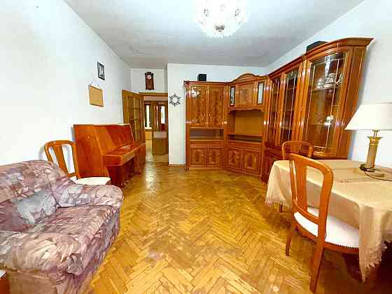 Оренда Квартира 2-кімнатна, 8/10 поверх на Павла Скоропадського, 33 Киев