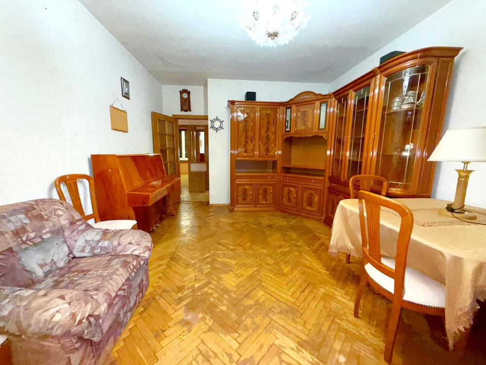 Оренда Квартира 2-кімнатна, 8/10 поверх на Павла Скоропадського, 33 Киев - изображение 1