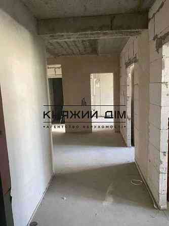 Продаж 3-х кімнатної роздільної в ЖК Рів'єра ,м.Славутич ,3 хвилини. Київ