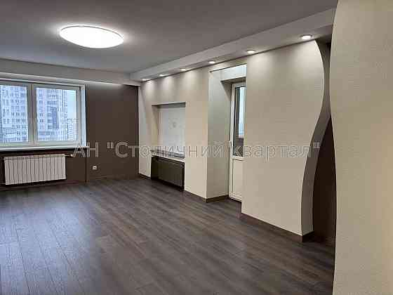 Продаж Гараж/паркомісце на Срібнокільська вул., 2А 17/25 поверх Київ