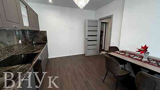 Продаж Квартира 3-кімнатна, 4/8 поверх на вул. Олександрівська Вінниця