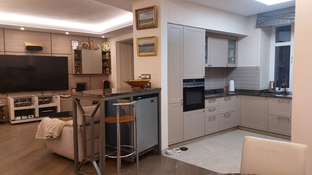 Продаж Квартира 3-кімнатна на ул. Педагогическая, 27 Одесса - изображение 1