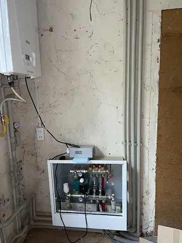 Продаж 2-поверховий   128 кв.м 4 кімн. на вул. Горіхова 23  - фото 1