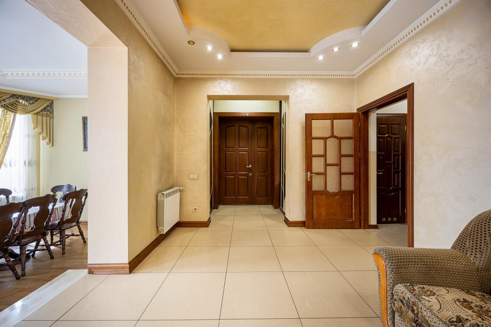 Продаж Будинок 8-кімнатний на вул. Геофізиків Lapaivka - photo 3