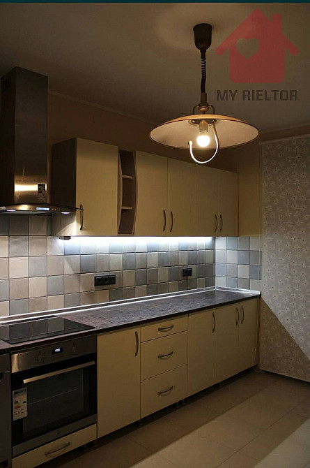 Продаж трикімнатної квартири пл.Гренджі-Донського Ужгород - фото 1