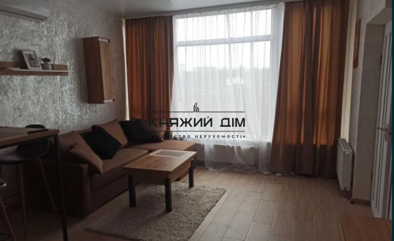 Оренда Квартира 2-кімнатна, 16/24 поверх на Ясиноватский пер. Київ