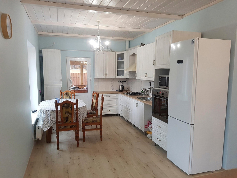 Оренда Квартира 3-кімнатна, 2/2 поверх на Садовая ул., 58а Київ - фото 1